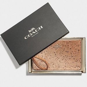 COACH Star Glitter Wristlet Set